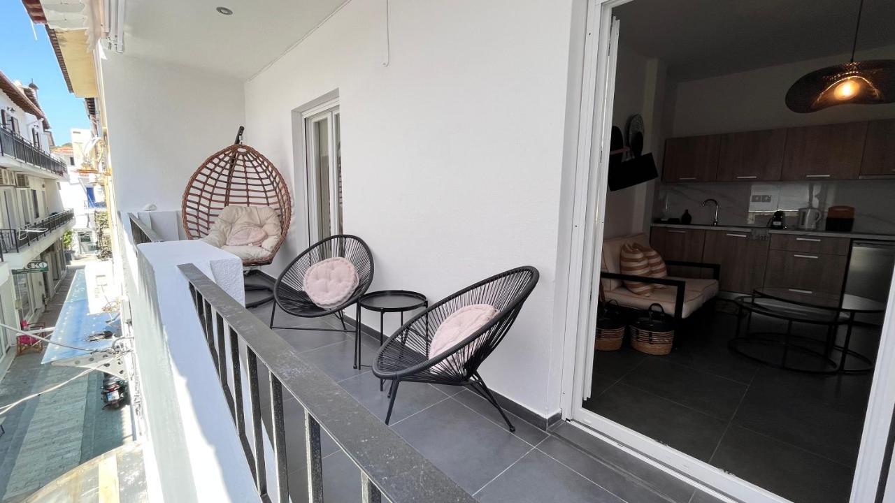 Le Sirene Apartments Skiathos Town Exterior photo